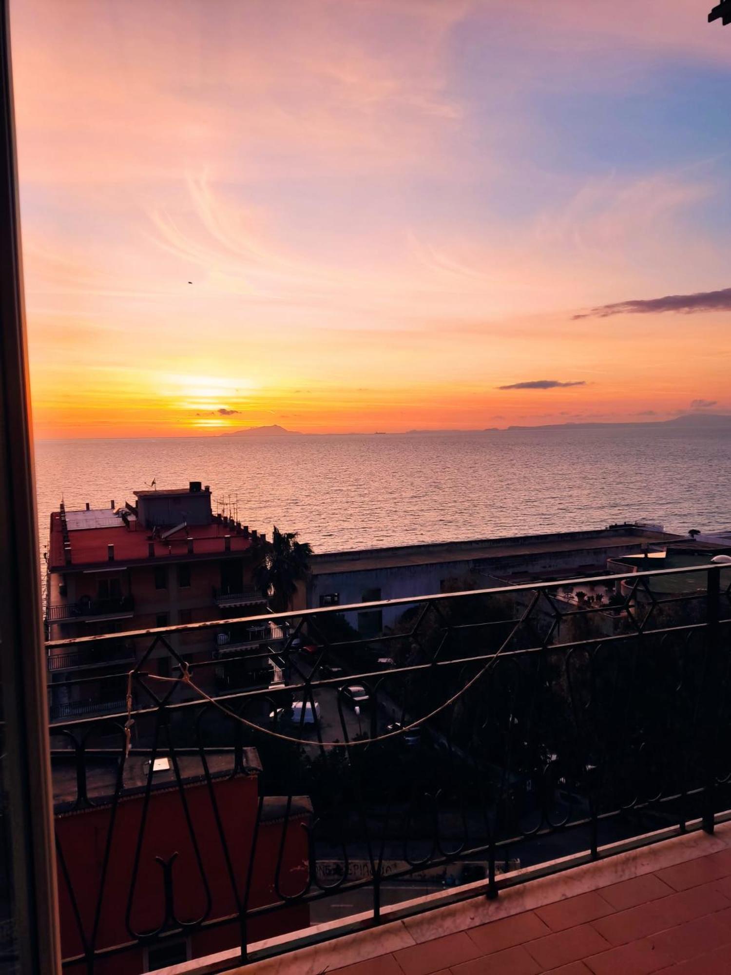 House Of Sun 2016 Apartment กาสเตลลัมมาเร ดิ สตาเบีย ภายนอก รูปภาพ